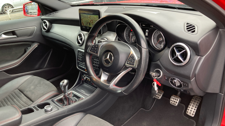 Mercedes-Benz GLA 200d AMG Line 5dr Diesel Hatchback